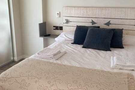 Moderno Piso Mirando Al Mar Apartman Torremolinos Kültér fotó